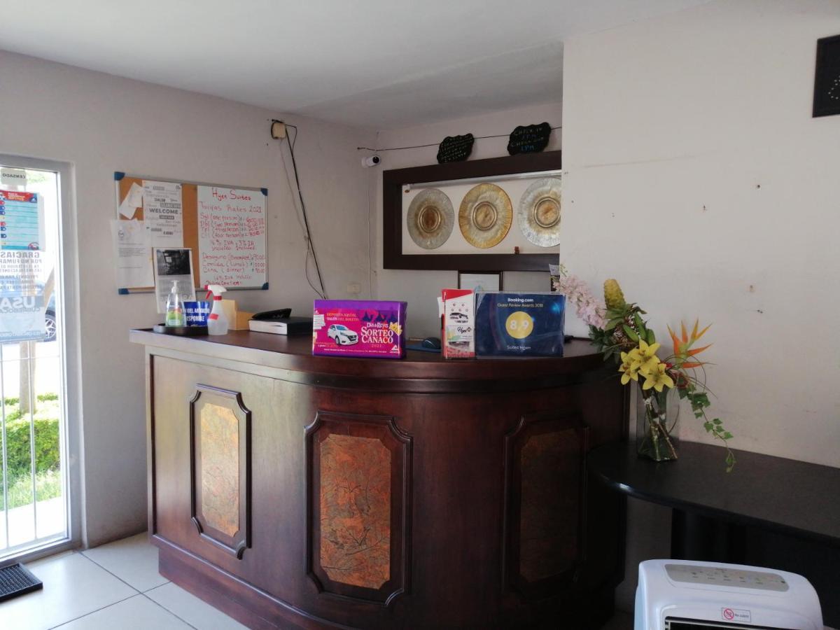 Hgen Rooms & Suites Los Mochis Exterior photo